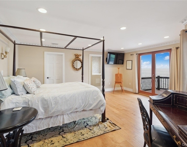 13 Seatuck Lane - Photo Thumbnail 24