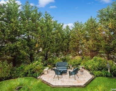 13 Seatuck Lane - Photo Thumbnail 27