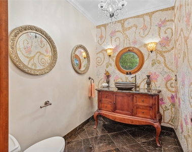13 Seatuck Lane - Photo Thumbnail 13