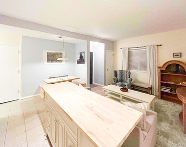 23 Pearl Street - Photo Thumbnail 3