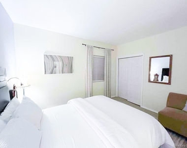 23 Pearl Street - Photo Thumbnail 10