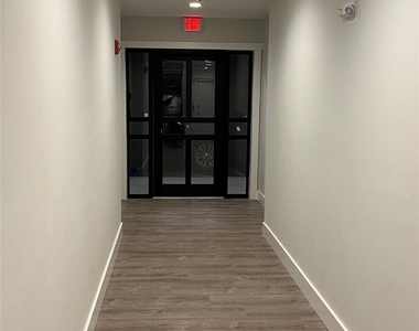 530 N Main Street - Photo Thumbnail 2