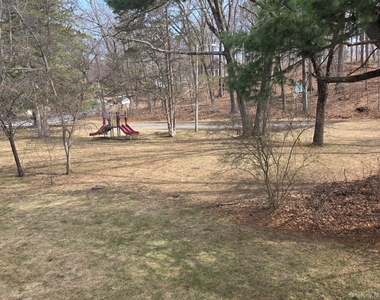 29 Carriage Hill Lane - Photo Thumbnail 24