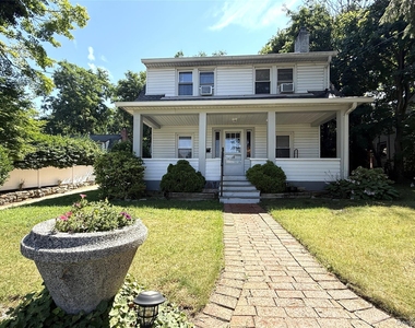 15 Maple Grove Street - Photo Thumbnail 20