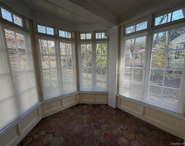 15 Maple Grove Street - Photo Thumbnail 9