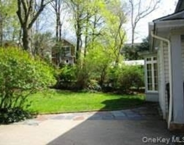 15 Maple Grove Street - Photo Thumbnail 4