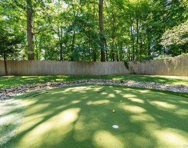 9 E Stemmer Lane - Photo Thumbnail 30
