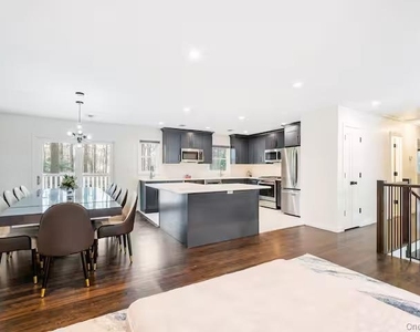9 E Stemmer Lane - Photo Thumbnail 2