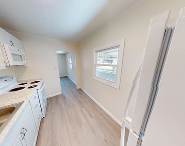 13 Hawley Avenue - Photo Thumbnail 6