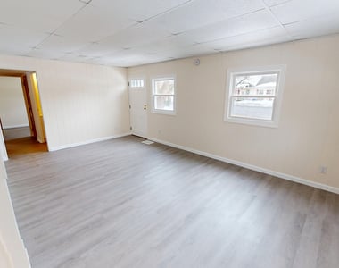 13 Hawley Avenue - Photo Thumbnail 2