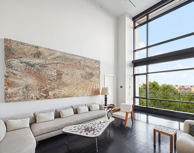 170 E End Avenue - Photo Thumbnail 1