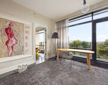 170 E End Avenue - Photo Thumbnail 3