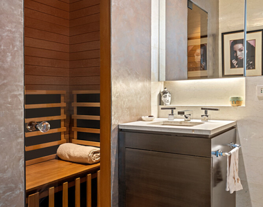 170 E End Avenue - Photo Thumbnail 22