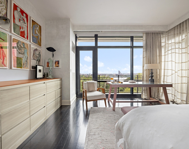 170 E End Avenue - Photo Thumbnail 14