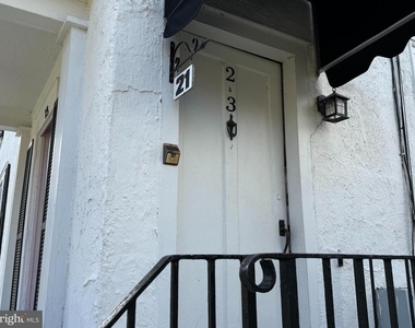 21 Stewart Street S - Photo Thumbnail 3