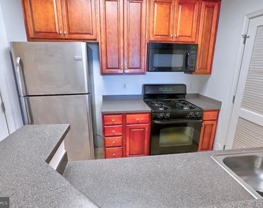 21216 Mcfadden Square - Photo Thumbnail 11