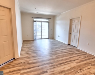 21216 Mcfadden Square - Photo Thumbnail 26