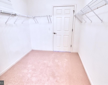 21216 Mcfadden Square - Photo Thumbnail 22