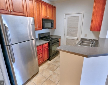 21216 Mcfadden Square - Photo Thumbnail 8