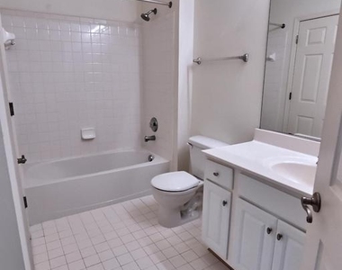 21216 Mcfadden Square - Photo Thumbnail 36