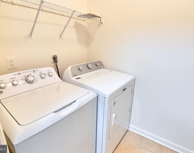 21216 Mcfadden Square - Photo Thumbnail 14