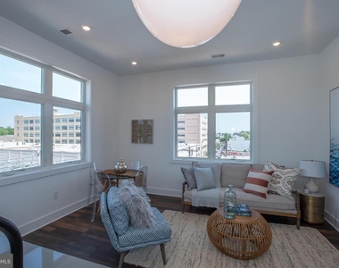 2940 W Thompson Street - Photo Thumbnail 15
