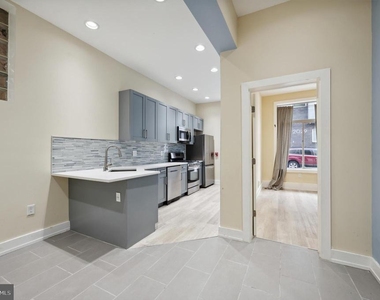 2024 E Fletcher Street - Photo Thumbnail 5