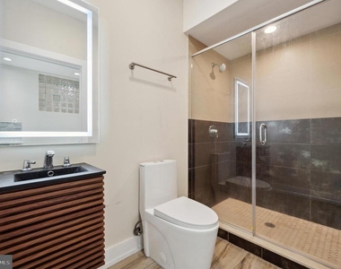 2024 E Fletcher Street - Photo Thumbnail 10