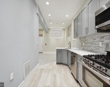 2024 E Fletcher Street - Photo Thumbnail 3