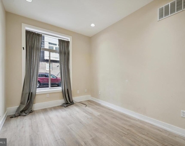 2024 E Fletcher Street - Photo Thumbnail 11