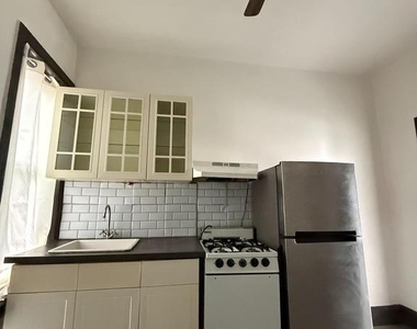 3258 N Park Avenue - Photo Thumbnail 9