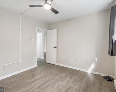 400 Glendale Road - Photo Thumbnail 13
