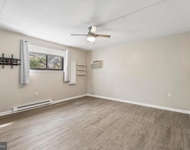 400 Glendale Road - Photo Thumbnail 14