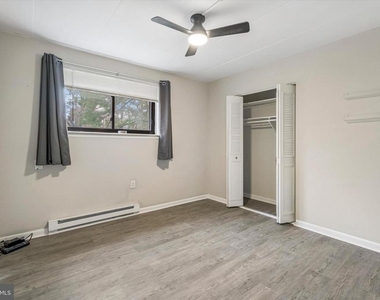 400 Glendale Road - Photo Thumbnail 11