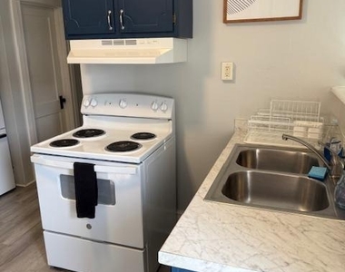 828 Hamilton Boulevard - Photo Thumbnail 3
