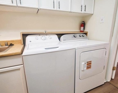 10244 Prince Place - Photo Thumbnail 7
