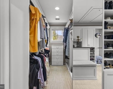 6603 Glenbrook Road - Photo Thumbnail 38