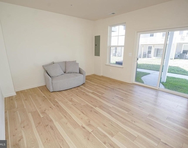 414 Waterfield Court - Photo Thumbnail 58