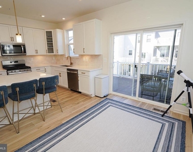 414 Waterfield Court - Photo Thumbnail 22