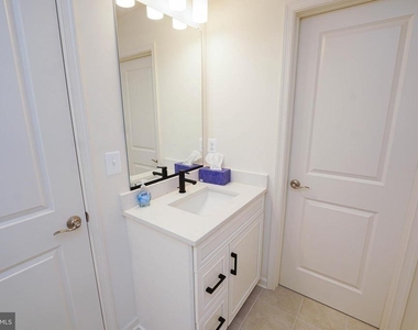 414 Waterfield Court - Photo Thumbnail 40
