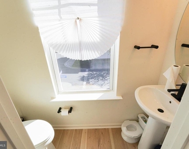 414 Waterfield Court - Photo Thumbnail 27