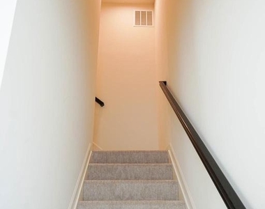 414 Waterfield Court - Photo Thumbnail 28