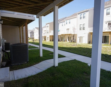 414 Waterfield Court - Photo Thumbnail 6