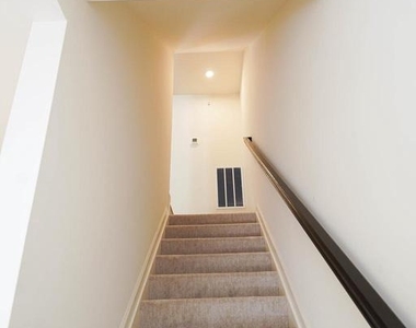 414 Waterfield Court - Photo Thumbnail 14