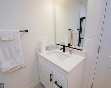 414 Waterfield Court - Photo Thumbnail 41