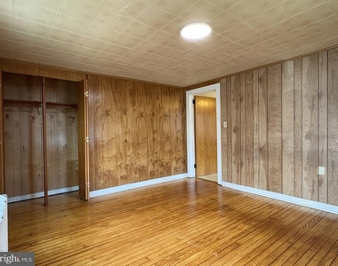 119 Maffitt Street - Photo Thumbnail 5