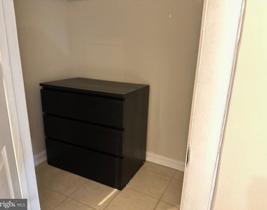 3626 12th Street Ne - Photo Thumbnail 6