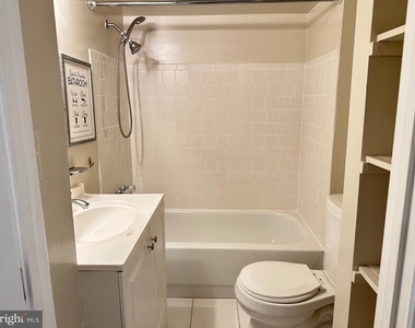 3626 12th Street Ne - Photo Thumbnail 8