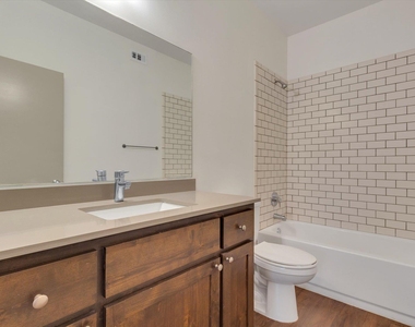 1011 N Lbj Dr - Photo Thumbnail 8