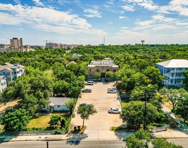 1011 N Lbj Dr - Photo Thumbnail 2